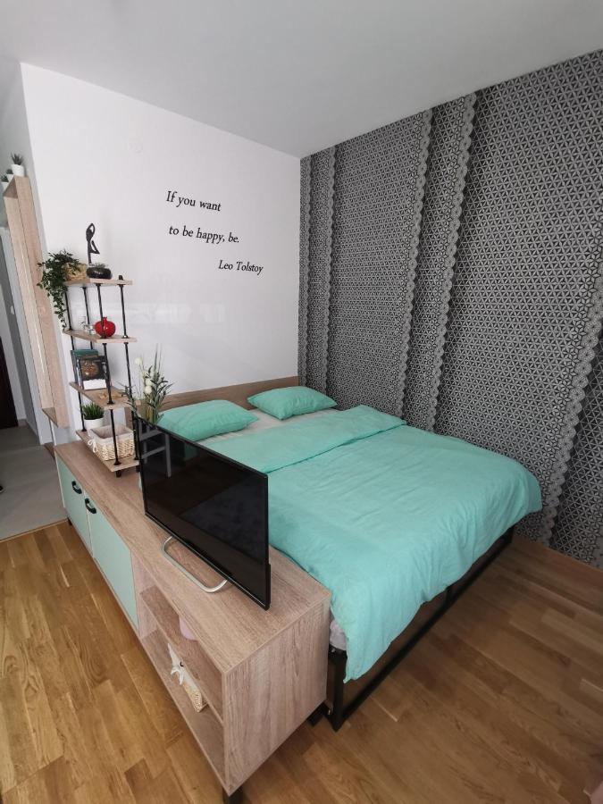 Mateja Apartment Novi Sad Luaran gambar