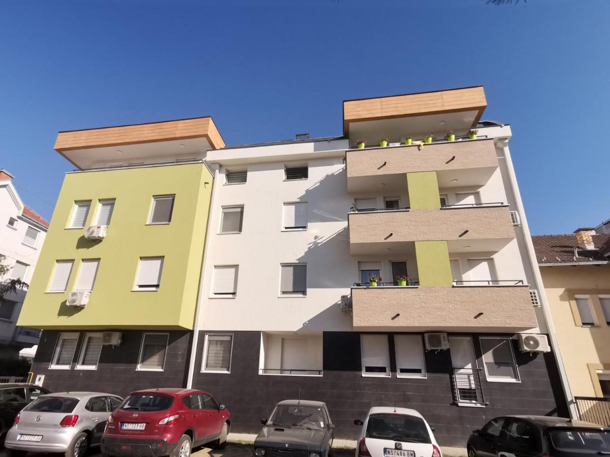 Mateja Apartment Novi Sad Luaran gambar